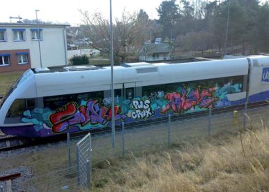 Für Graffiti an den Fahrzeugen gilt bei uns eine eiserne Regel: Fahrzeuge mit Graffiti werden sofort aus dem Verkehr gezogen, die Graffiti werden beseitigt.